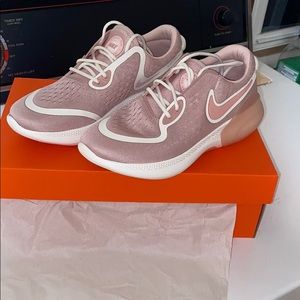 ✨Joyride Dual Run Nike Shoes✨